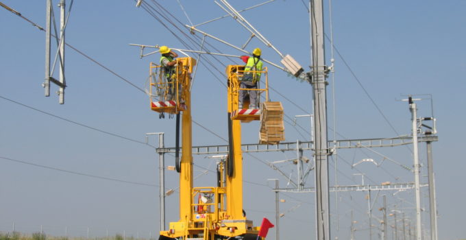 Monteur de lignes caténaires